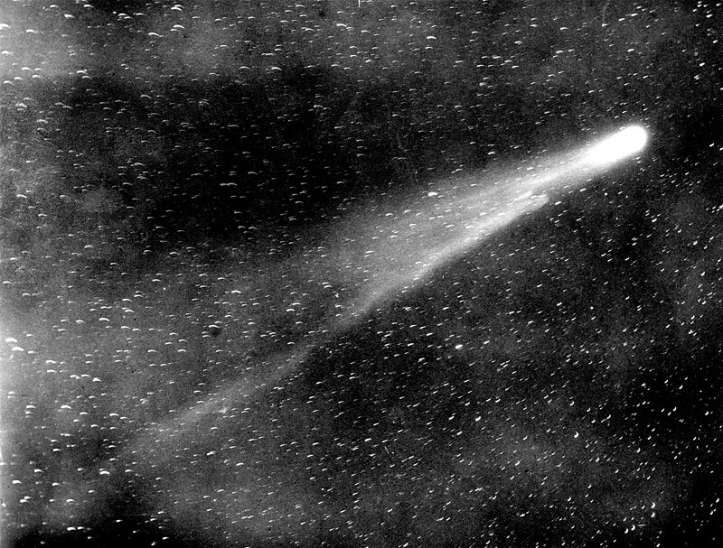 Kodėl mes matome kometas?